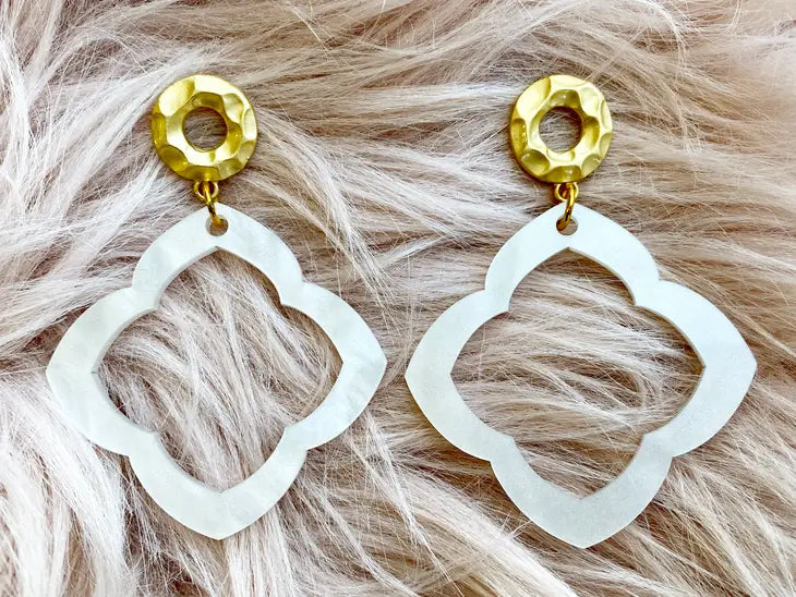 S+R Pearl White Christine Earring