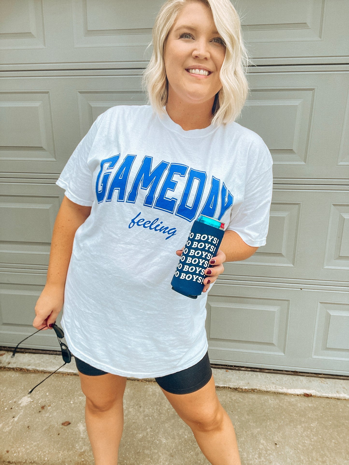 That Gameday Feeling Graphic Tee (2 colors)